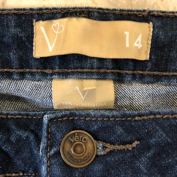 Vero Cropped Jeans by Veronique Cloutier - Picture 12 of 12